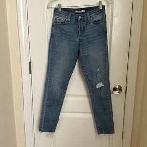Levi’s Wedgie Skinny 26